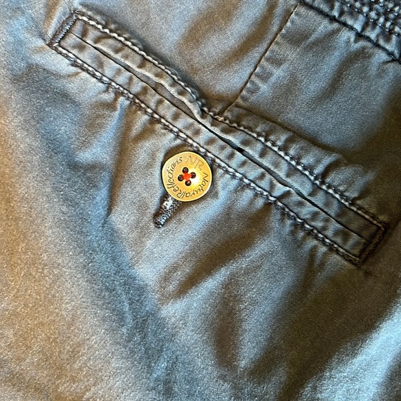 Natural Reflections Shorts - Picture 5 of 6